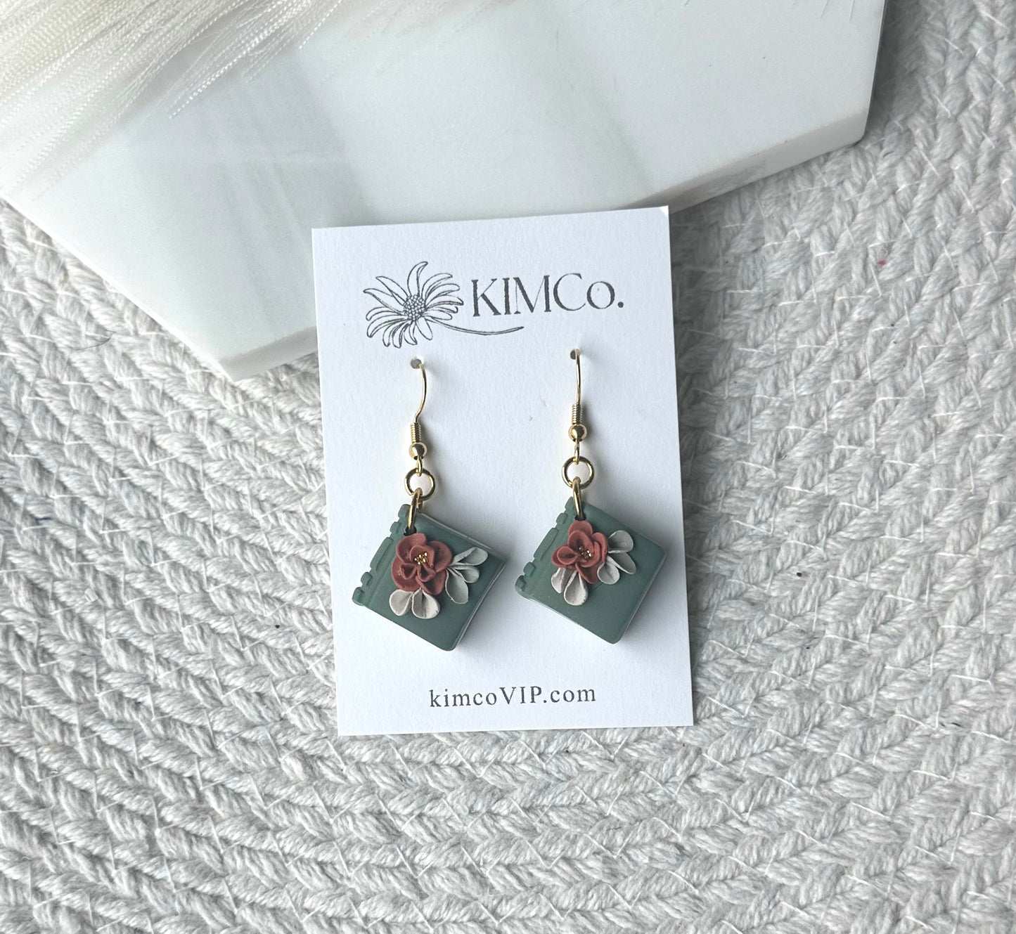 Clay earrings - Book with flowers