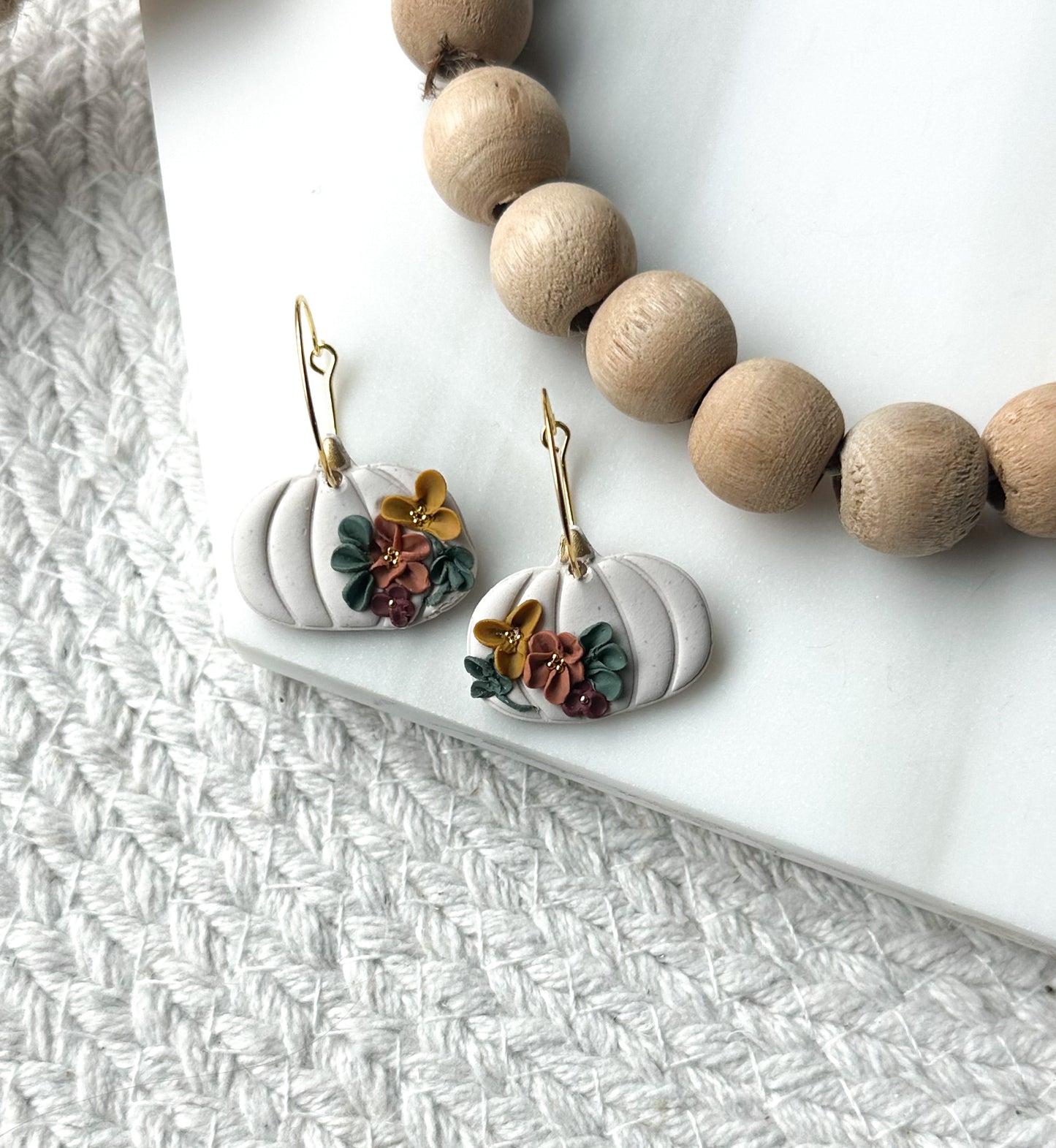 Clay earrings - Floral Pumpkin