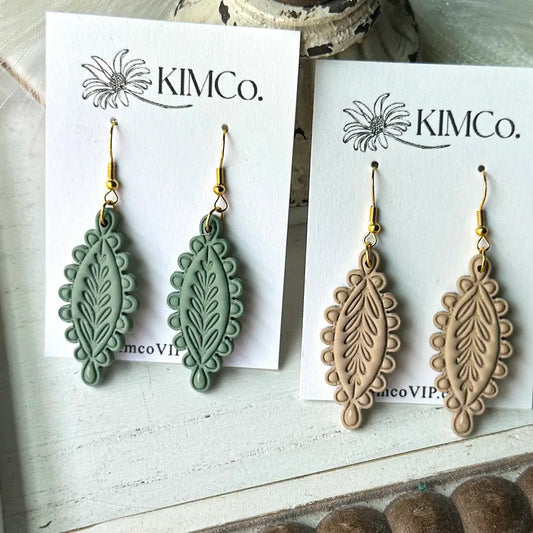 Polymer Clay Earrings - Embossed Scallop • 4 Color Options