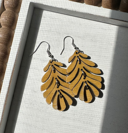 Dangling Leaf Wood Earrings * 5 Colors