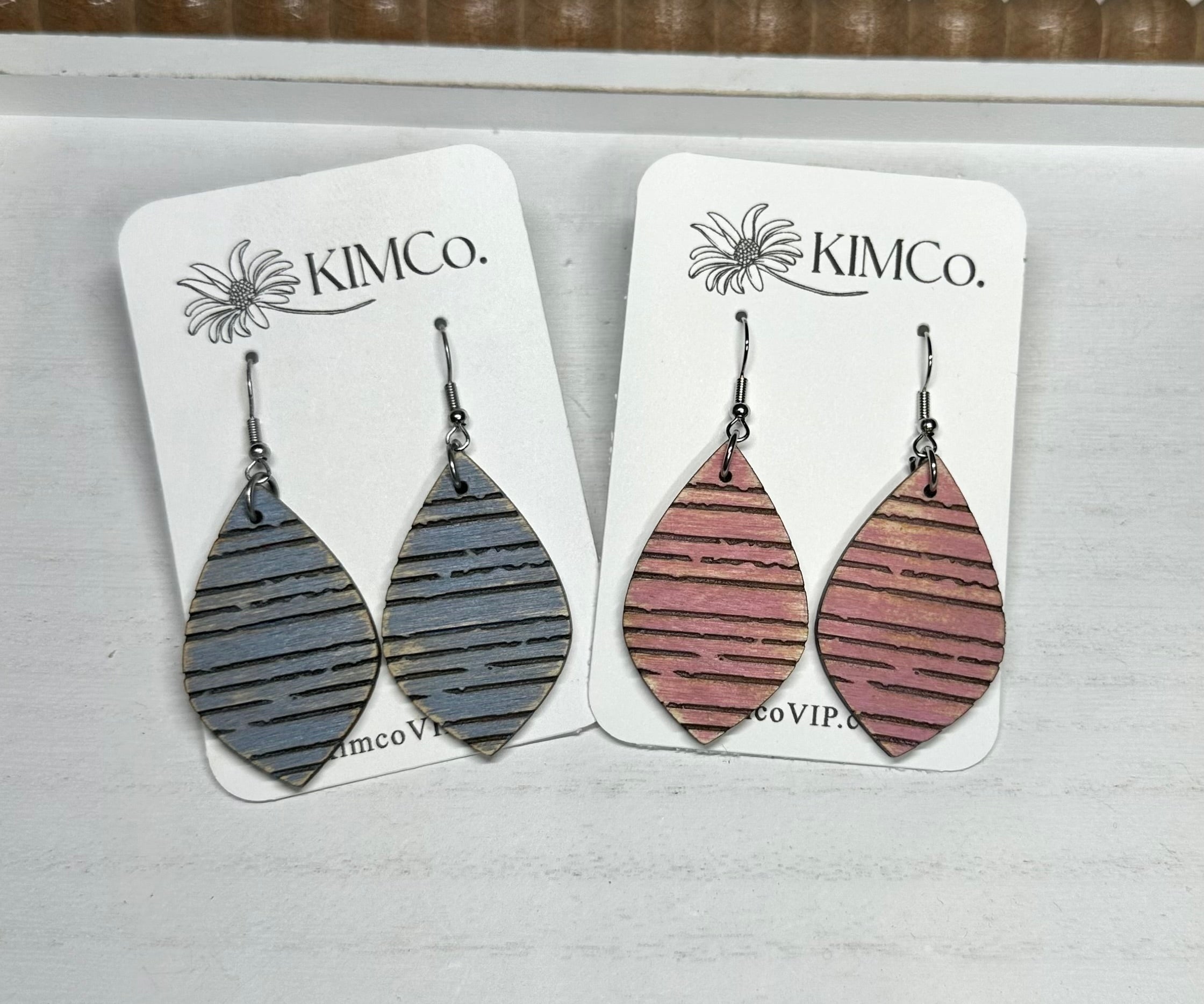 Stripe Wood Earrings * 2 Colors