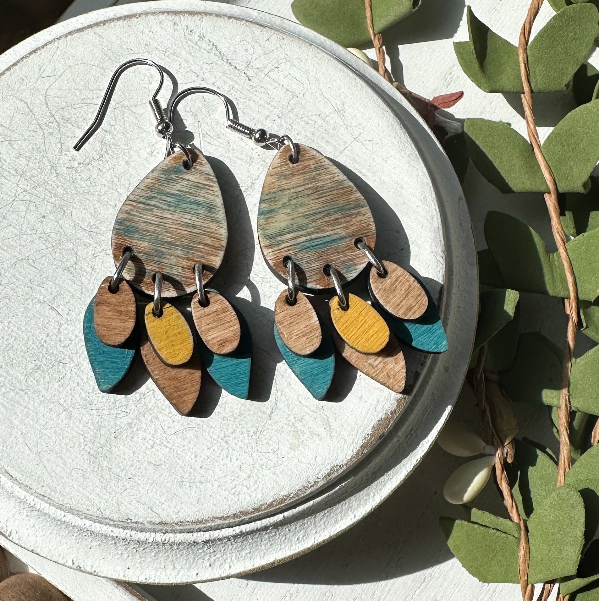 Dangling Feathers Wood Earrings * 2 Style Optioins